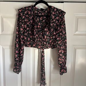 90's vintage Floral Tie-Front Crop Blouse - Black with Pink Roses